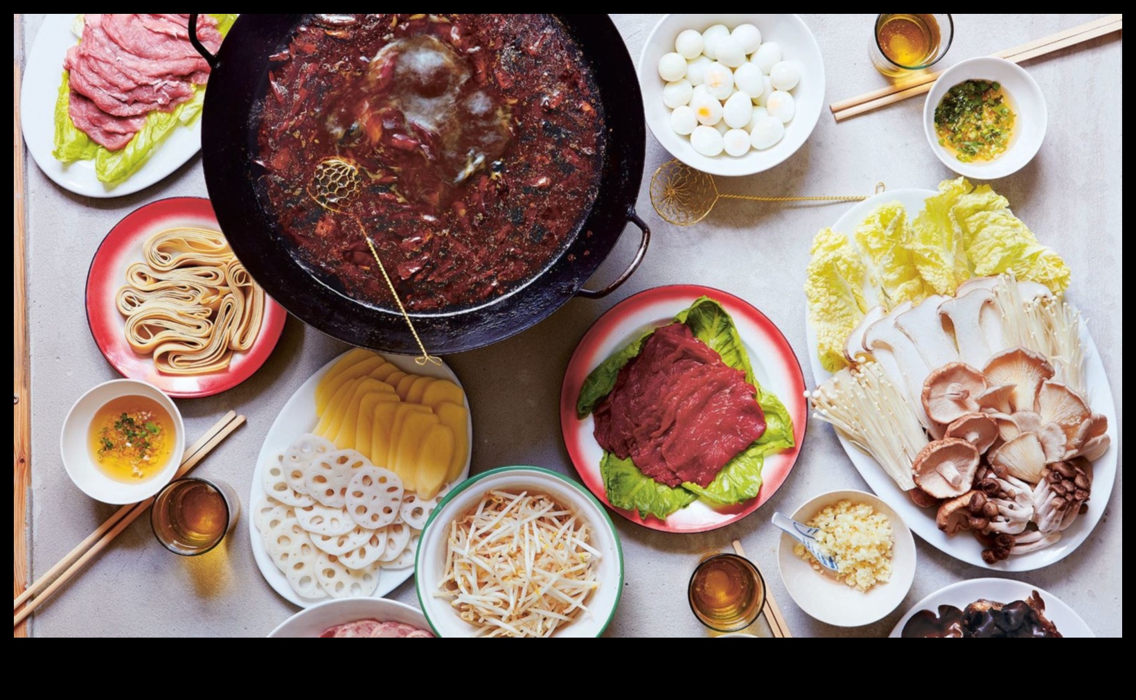 إبداعات المطبخ الآسيوي الأساسية من الأرز والتوابل: رحلة طهي عبر نكهات آسيا، من حرارة سيتشوان النارية إلى الحلاوة الرقيقة للمطبخ التايلاندي. 1 الأرز والتوابل: إبداعات المطبخ الآسيوي الأساسية